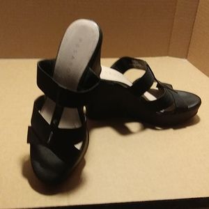 Platform Slip On Sandals Size 9